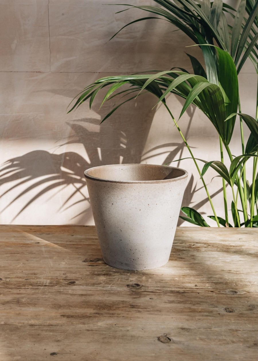 Interiors Bergs Potter Houseplants & Pots | Grey Julie Pots