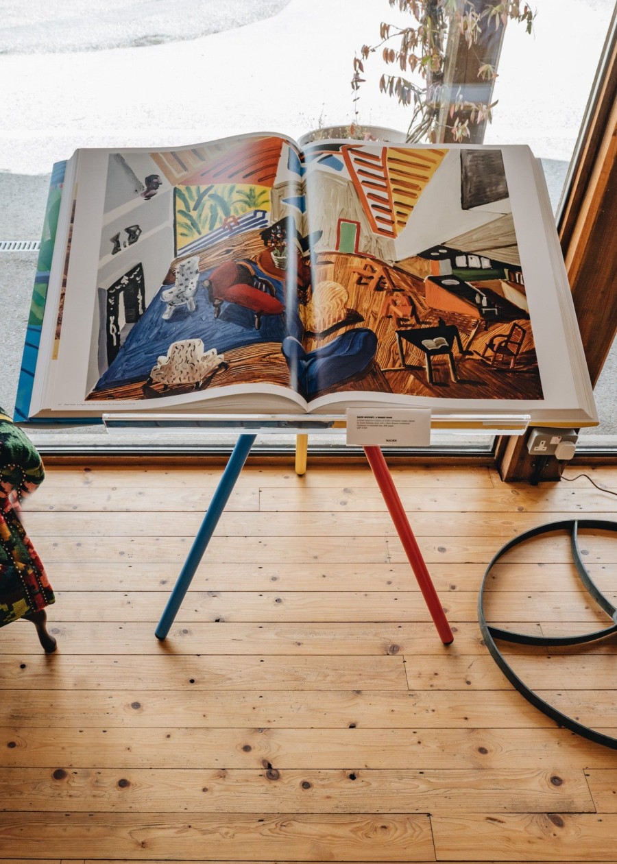 Books David Hockney Art & Design Books | David Hockney A Bigger Book