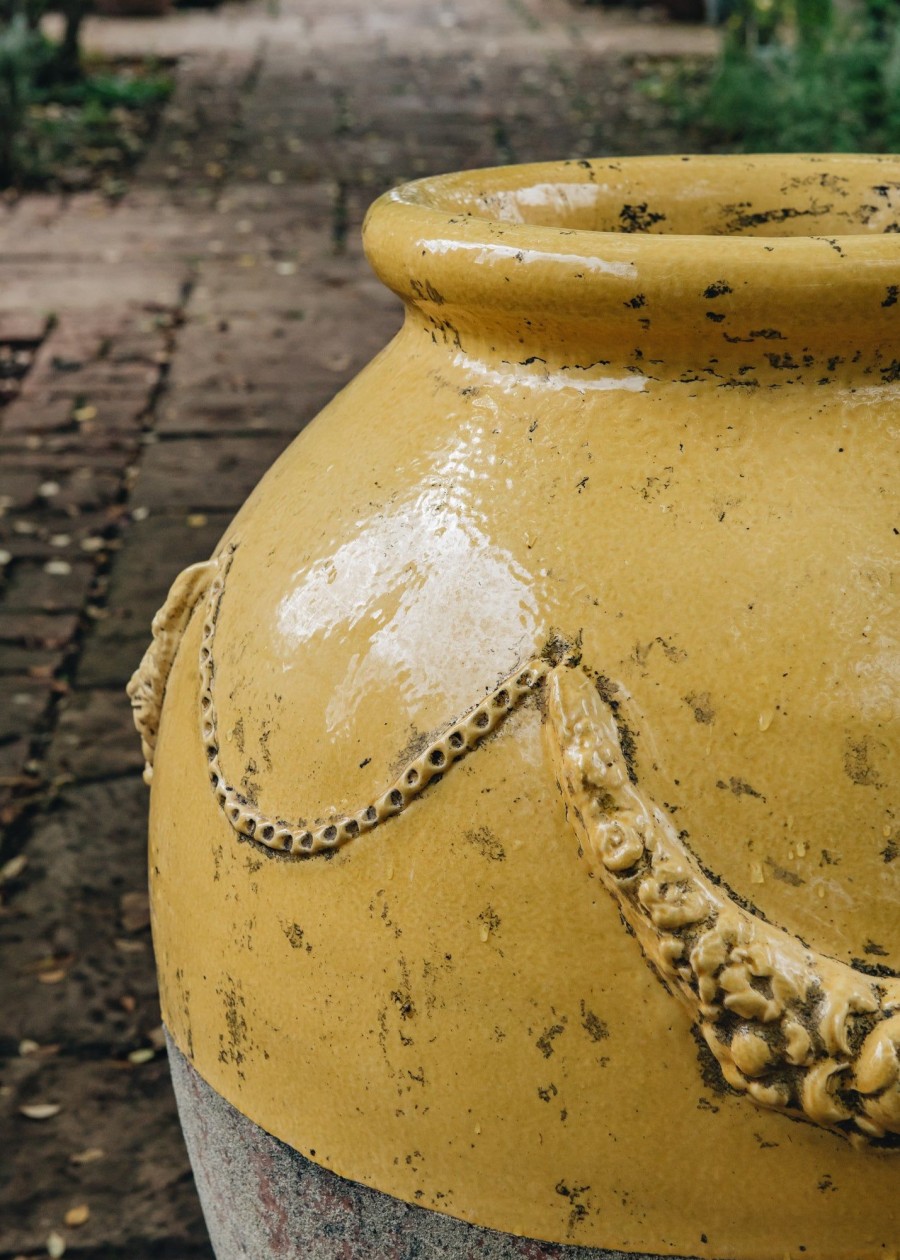 Gardening Terres D'Albine Ornamental Features | Amphore Garland